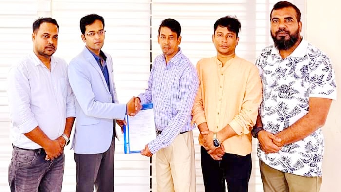 ‘Flingex’ Courier and E-BDBazar contract signing